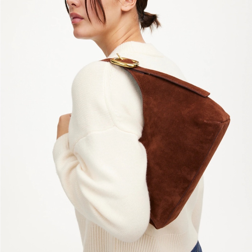 Madewell The Sculptural-Buckle Shoulder Bag in Suede - Picture 2 of 7